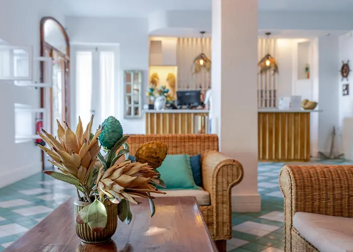 Hotel Baia Di Puolo