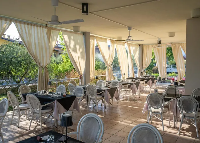 Hotel La Carica