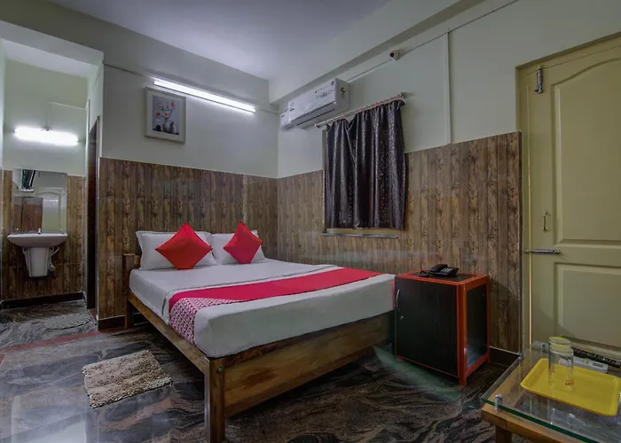 Hotel O V Knot Residency