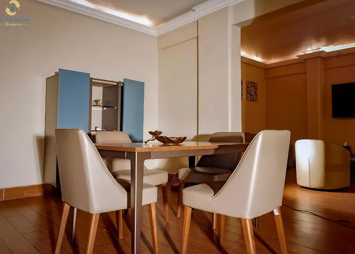 Hotel La Falaise Bonapriso