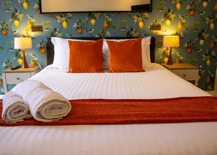 Orange Grove Hotel&Gardens
