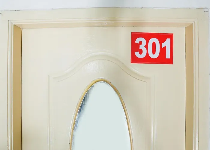 Oyo Flagship Maheshwari Villas