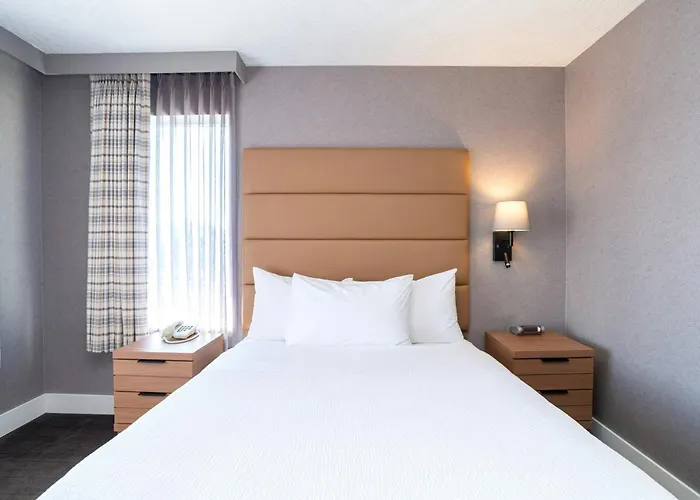 Sandman Hotel Victoria