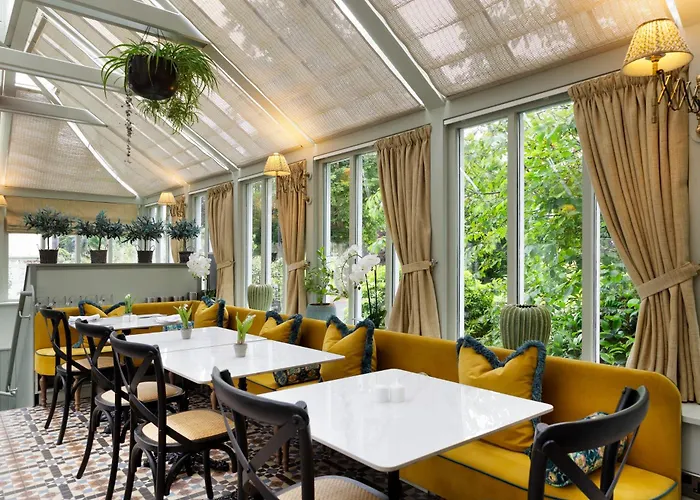 Victoria Square Hotel & The Orangery