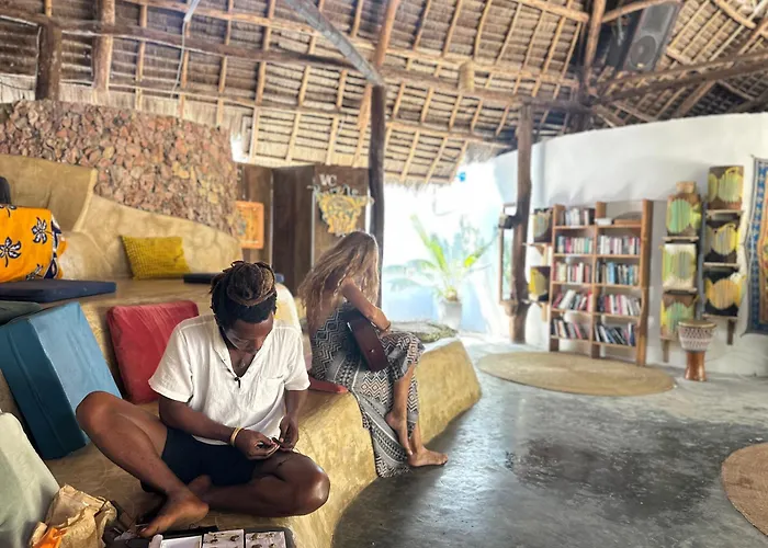 Kameleon Blue Arts Lodge