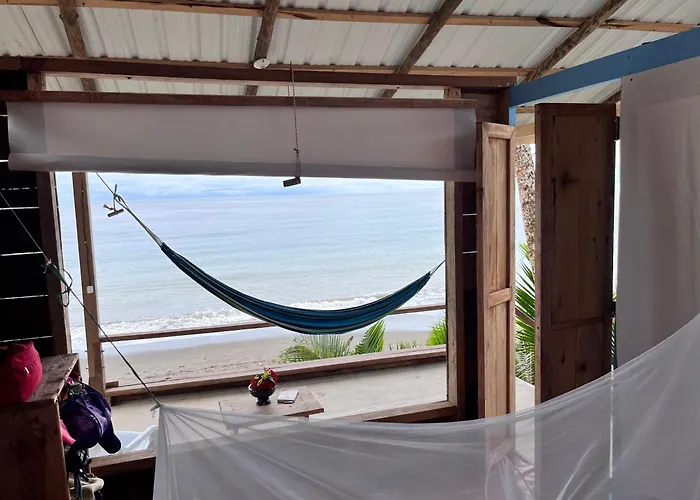 Cabaña Tello Surf