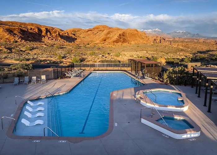 Lionsback Resort