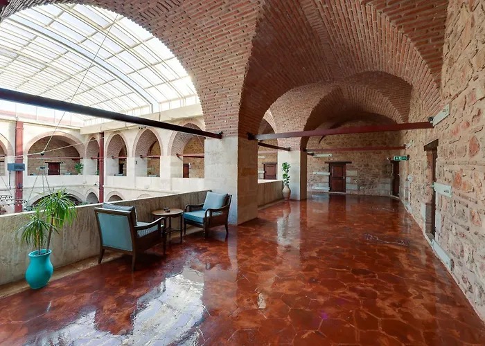 Silk Road Museum Hotel