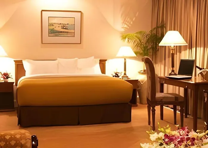 Hotel Ruposhi Bangla