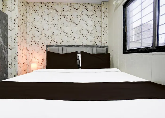 Hotel O Hans Residency