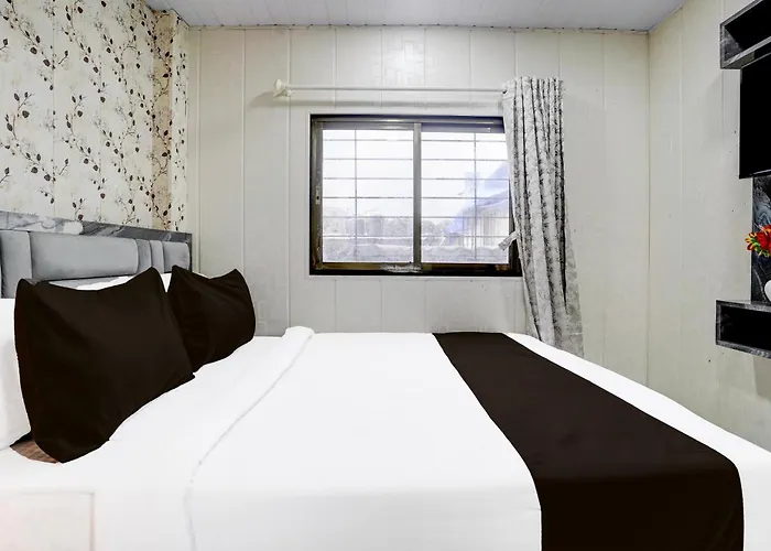 Hotel O Hans Residency