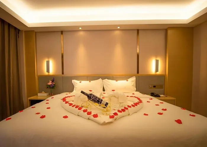 Lavande Hotels·Qiannan Libo