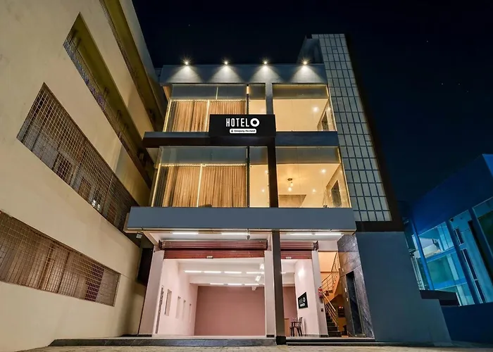 Oyo Hotel O Ramarvapadu Near Esi Hospital