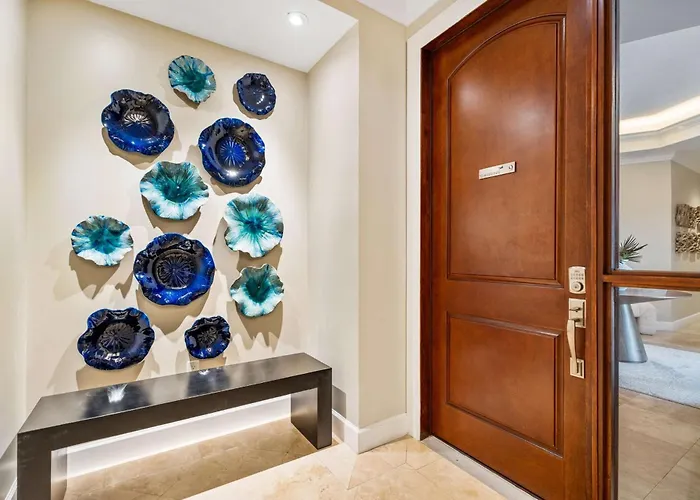Luxury Penthouse At Sea Breeze #9