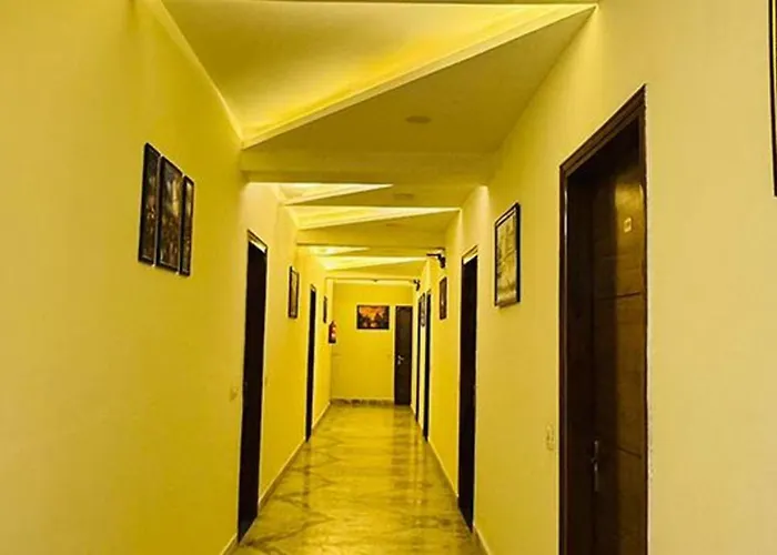 Fabhotel The Param Continental