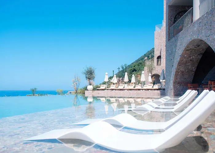 Green Coast Hotel Mgallery Collection