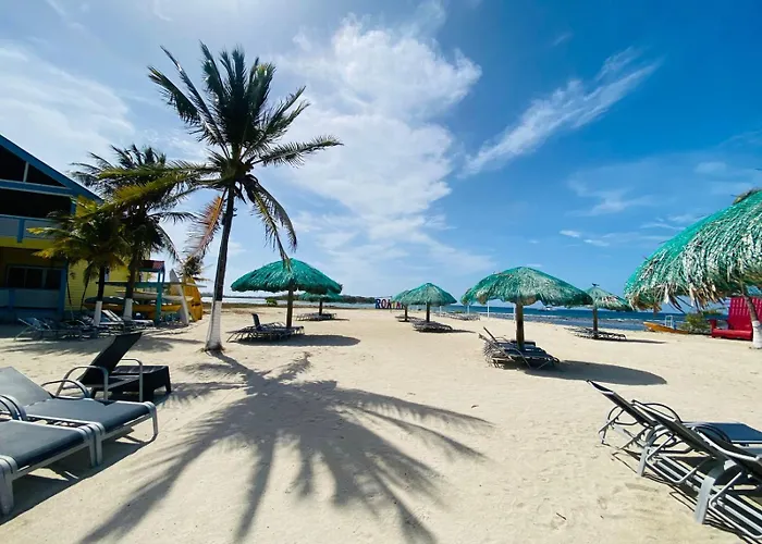 Las Palmas Beach Roatan