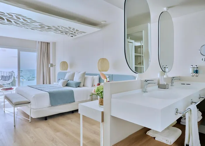 Amare Beach Hotel Sancti Petri - Adults Recommended