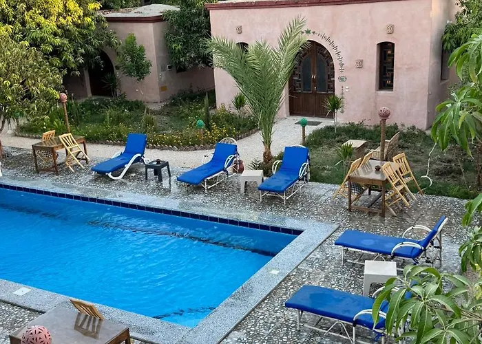 El Juneina Boutique Villas