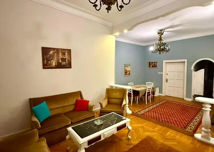 Ritz Hotel