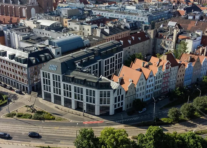 The Cyrus Hotel