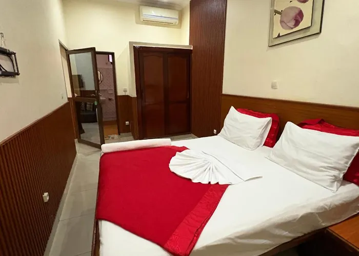 MIRTON Hotel