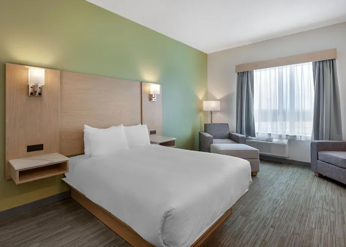 Best Western Plus Kawartha Lakes Hotel & Suites