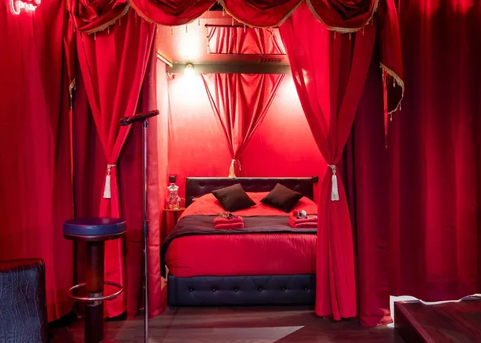 Cabaret Prive Suite Luxe & Bar Secret Colmar