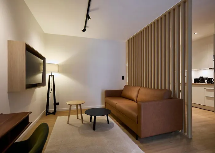 Georges Henri Aparthotel