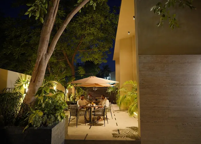 Central Residence By Paramount Hospitality