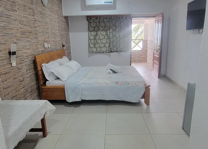 la flotte hotel