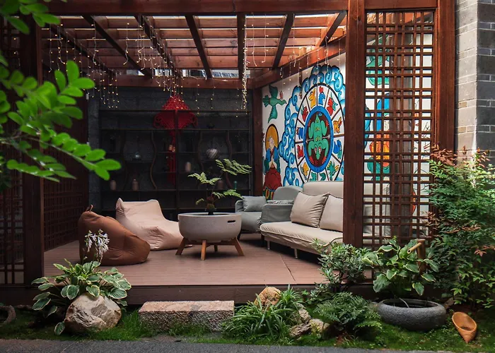 Lanshan View Ancient Courtyard Hotel - Yiyuntingju