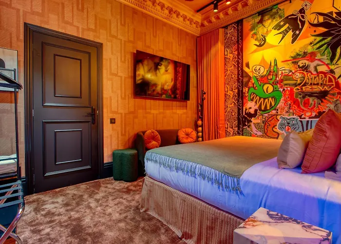 Boada Riera - The Roomsbyreini