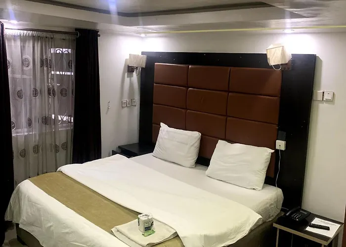 111Suites&Lounge