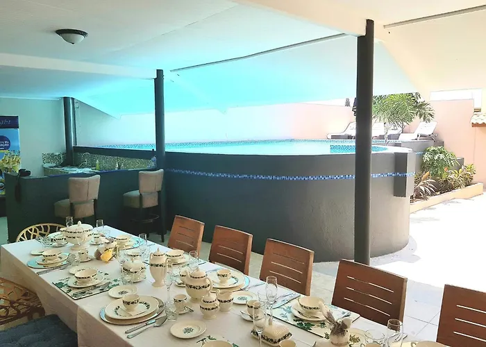 Curacao International Airport Island House Lodge
