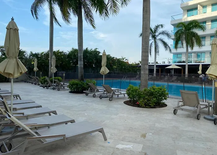Suite De Lujo Con Vista En Hotel, Salida A Playa Y Amenities Premium