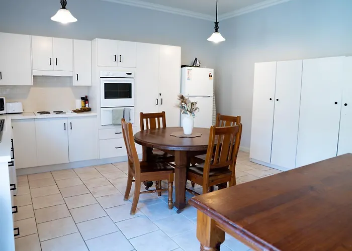 Heritage On Horseshoe Guest House