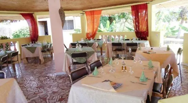 Chez carlo Oasis