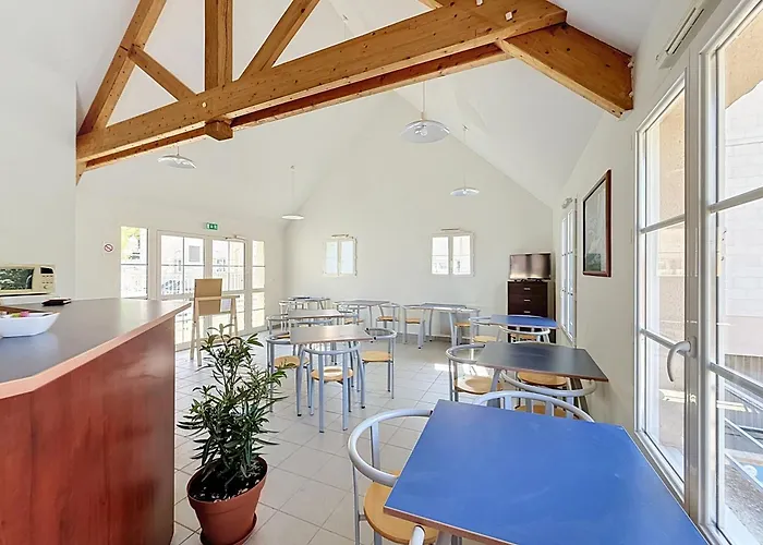 Terres de France - Appart'Hôtel La Roche-Posay