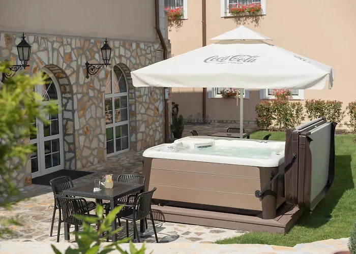 Kikelet Club Hotel