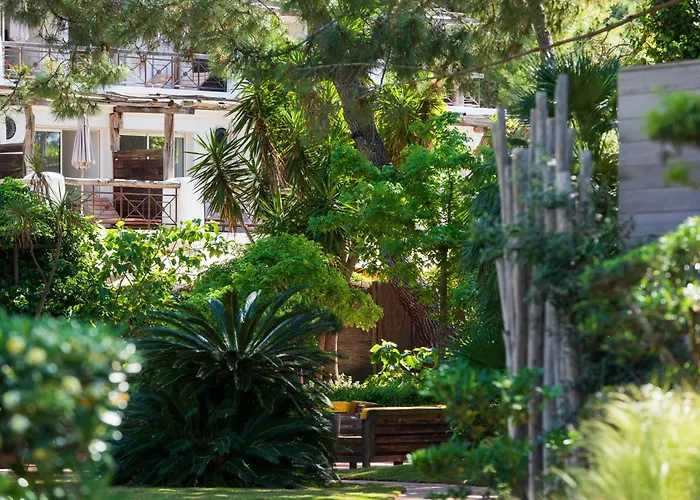 Grand Hôtel De Cala Rossa&Spa Nucca