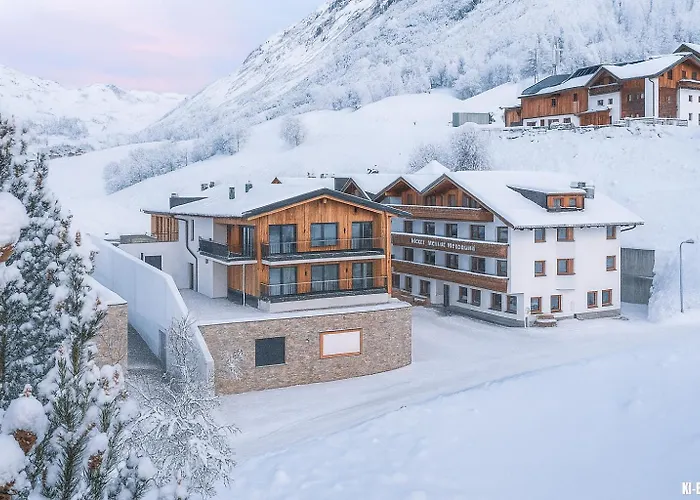 Die Sabine & Dein Hotel In Galtuer