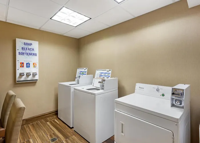Best Western Plus Cottontree Inn