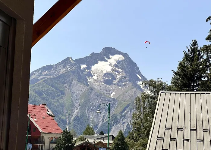 Logis Hotel Le Cairn