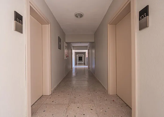 Begonville Hotel