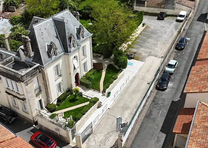 Logis Hôtel Beauséjour