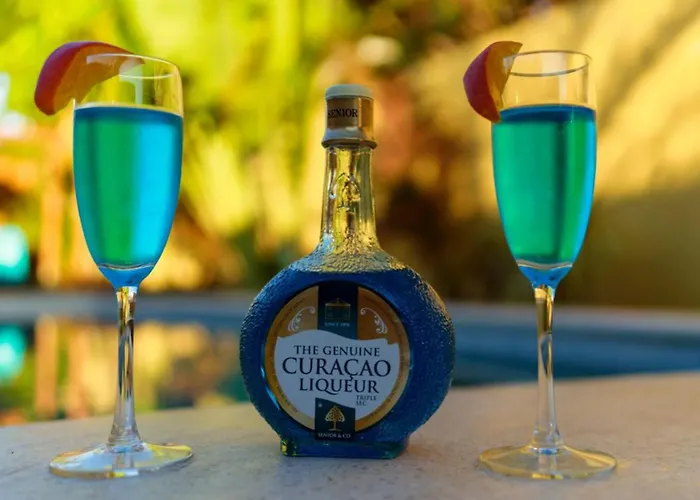 Toni Kunchi - Authentic Curacao Hospitality