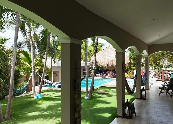 Hibiscus Beach House