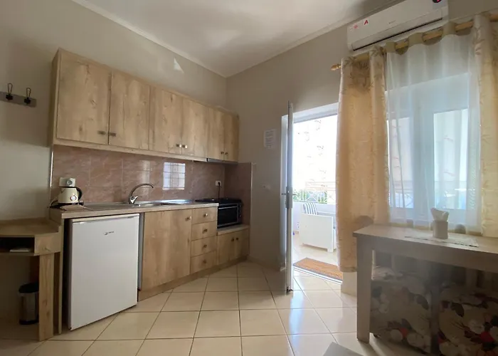 Vila Xhani