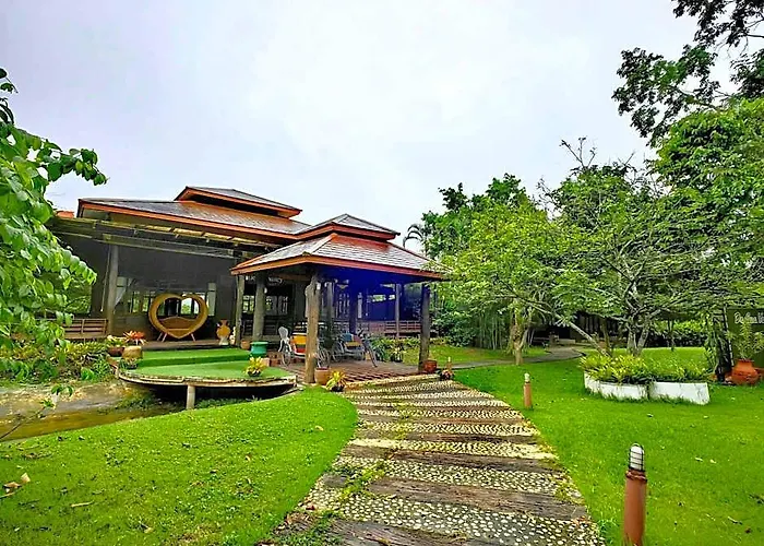 De Bua Valley